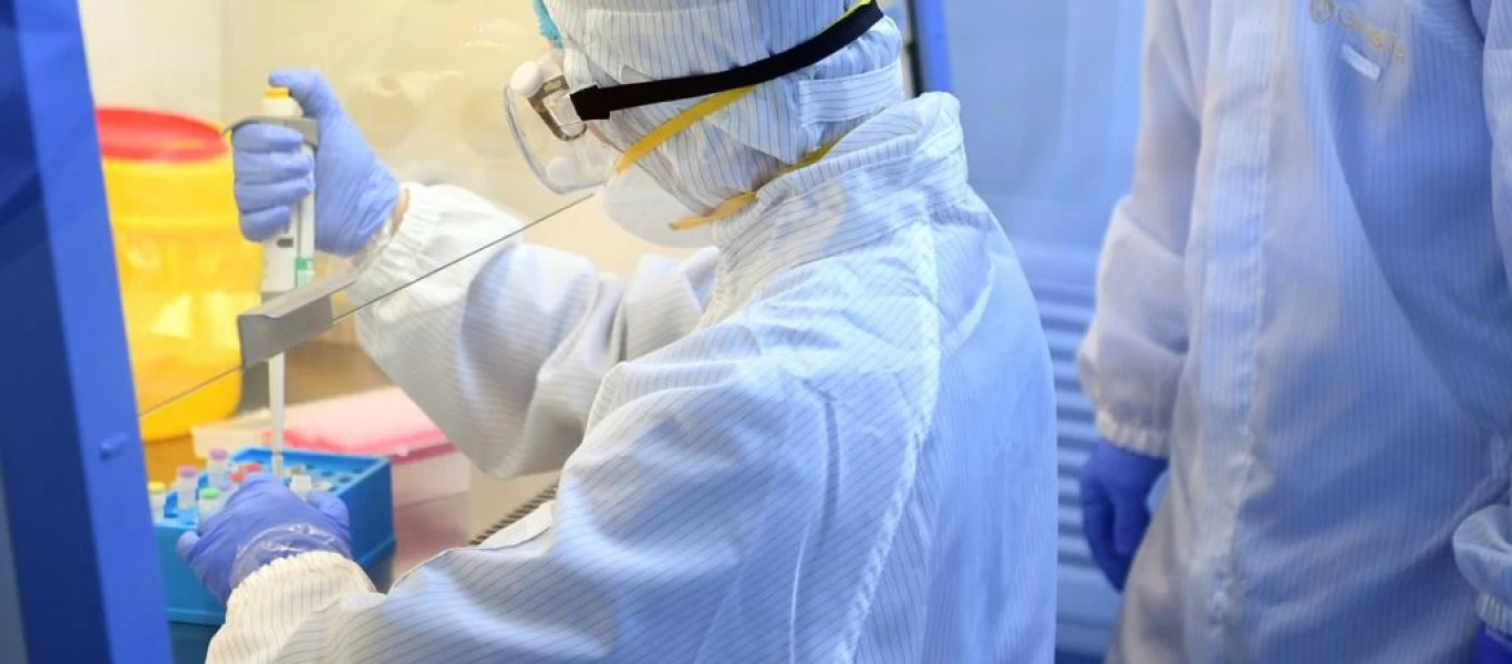 Κινέζος επιδημιολόγος: «Στις ΗΠΑ πρέπει να στραφούν οι έρευνες για την προέλευση του κορωνοϊού»